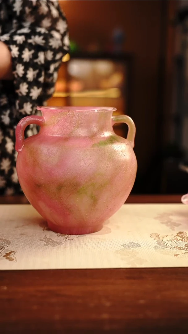 瑭27号闪购粉彩琉璃双耳花瓶-暮霞