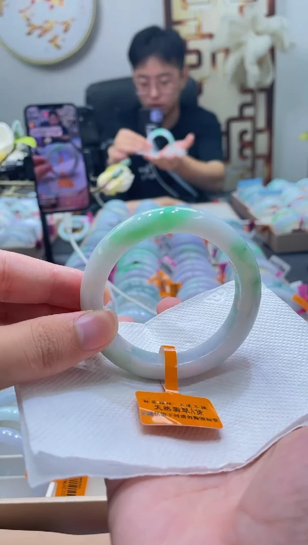 未镶嵌手镯翡翠205-55