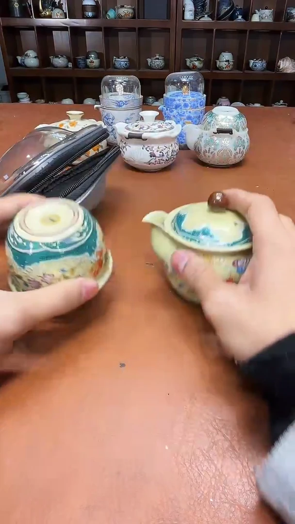 高雅艺术瓷简单清