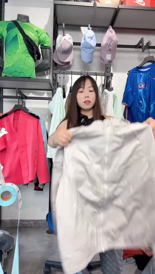 1025编码 瑕疵款直播间过款为准 尺码 S