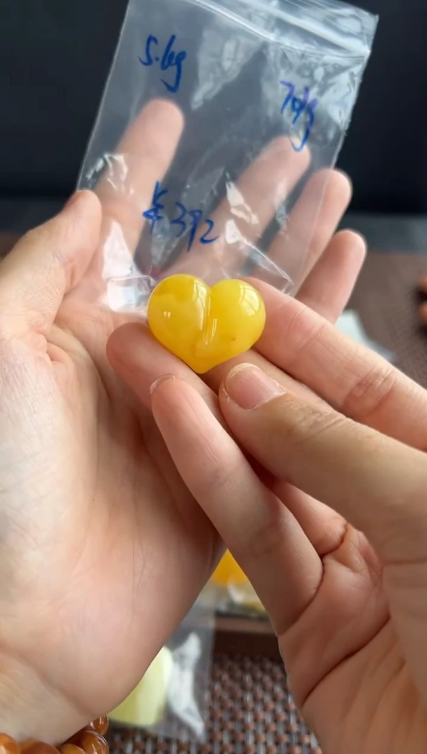 未镶嵌颈饰蜜蜡718买断