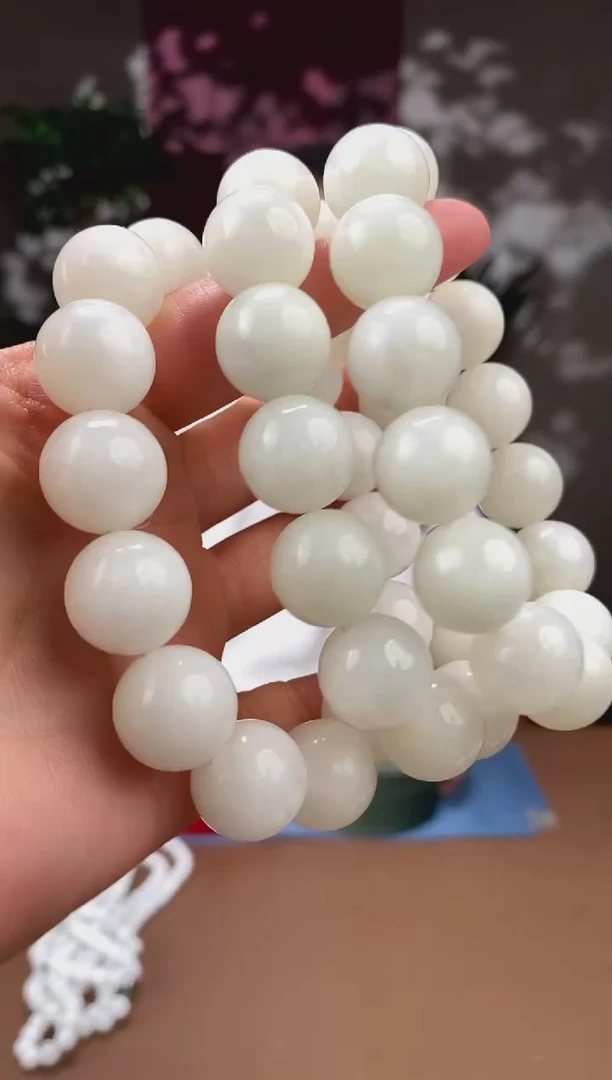 和田玉未镶嵌颈饰d214