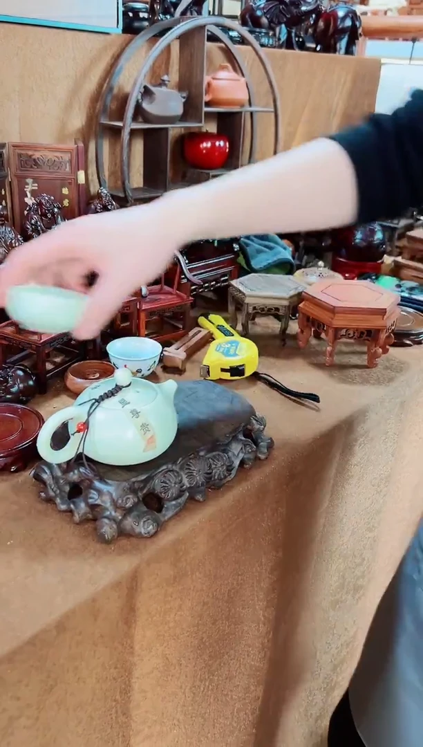 【闪购商品】风车木（黑檀木）随型树根底座