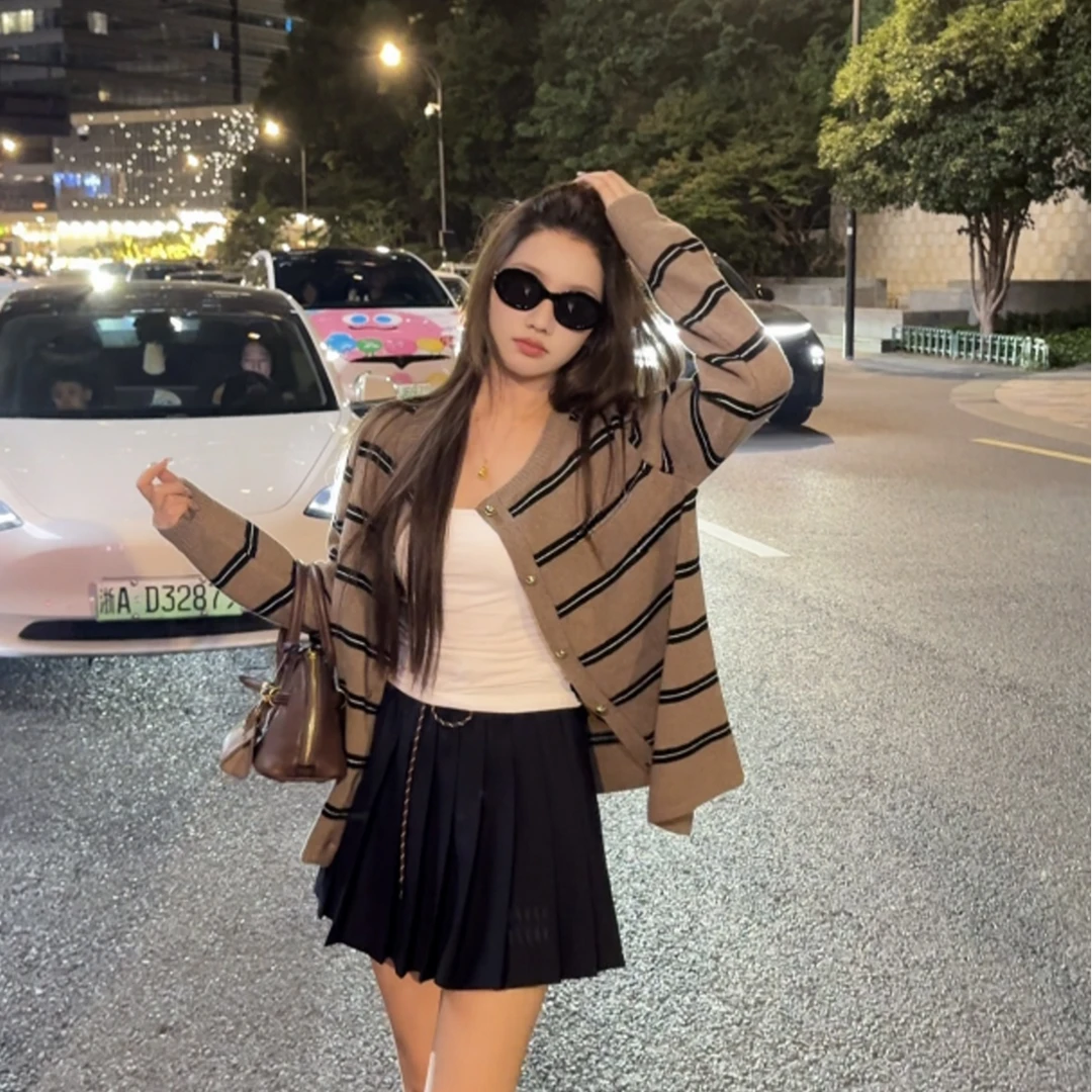 【卢浮宫】针织休闲条纹女长袖毛针织衫早秋毛衣春季气质宽松