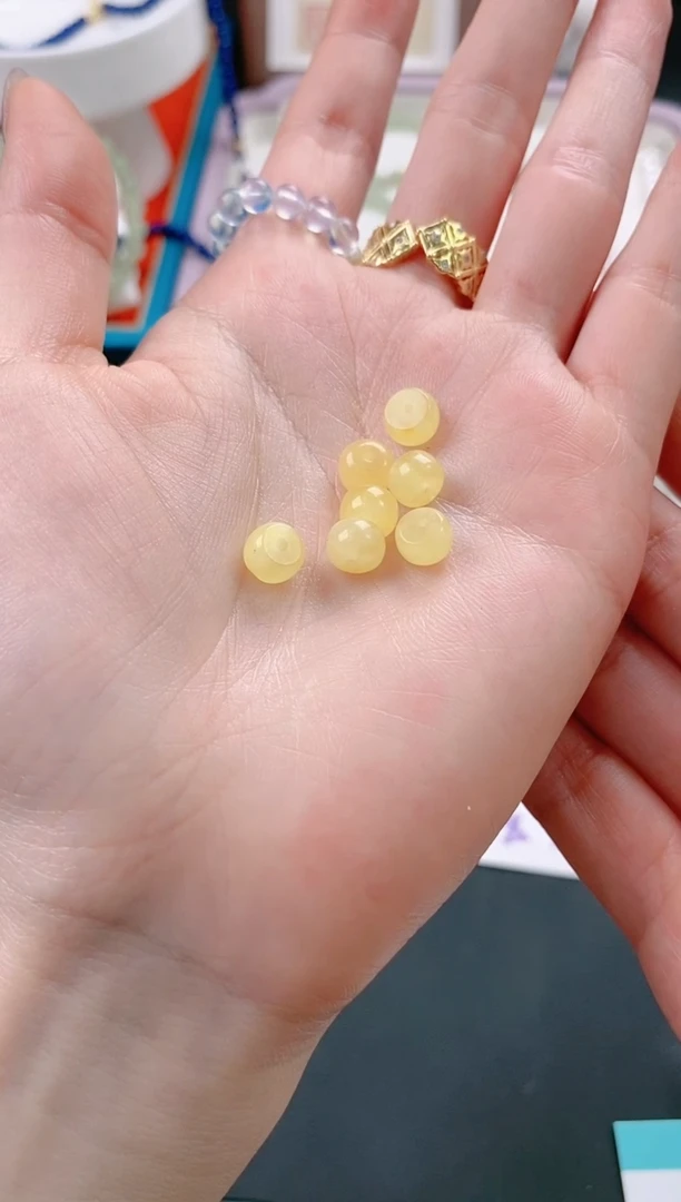 【闪购商品】蜜蜡颈饰未镶嵌65蜜蜡多样性发一