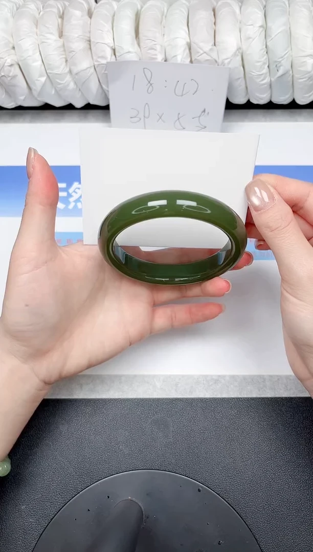 未镶嵌手镯石英质玉05-56