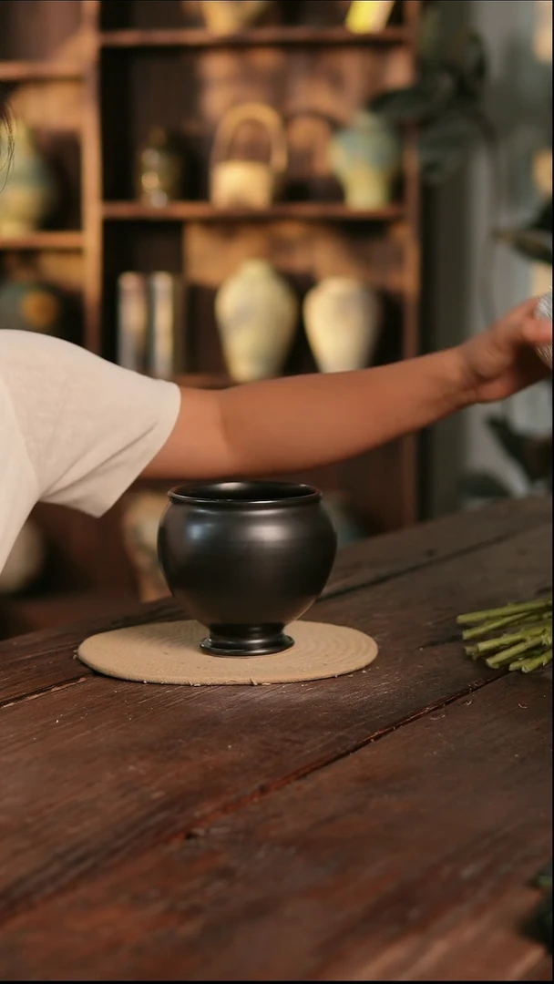 摆件10-123高14口12误差2无孔