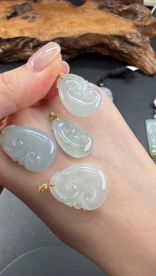 吊坠(不含链)18K金镶嵌翡翠翡翠饰品（多样性发货一件）-261