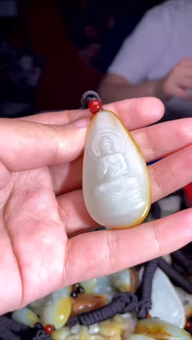 和田玉未镶嵌挂件1