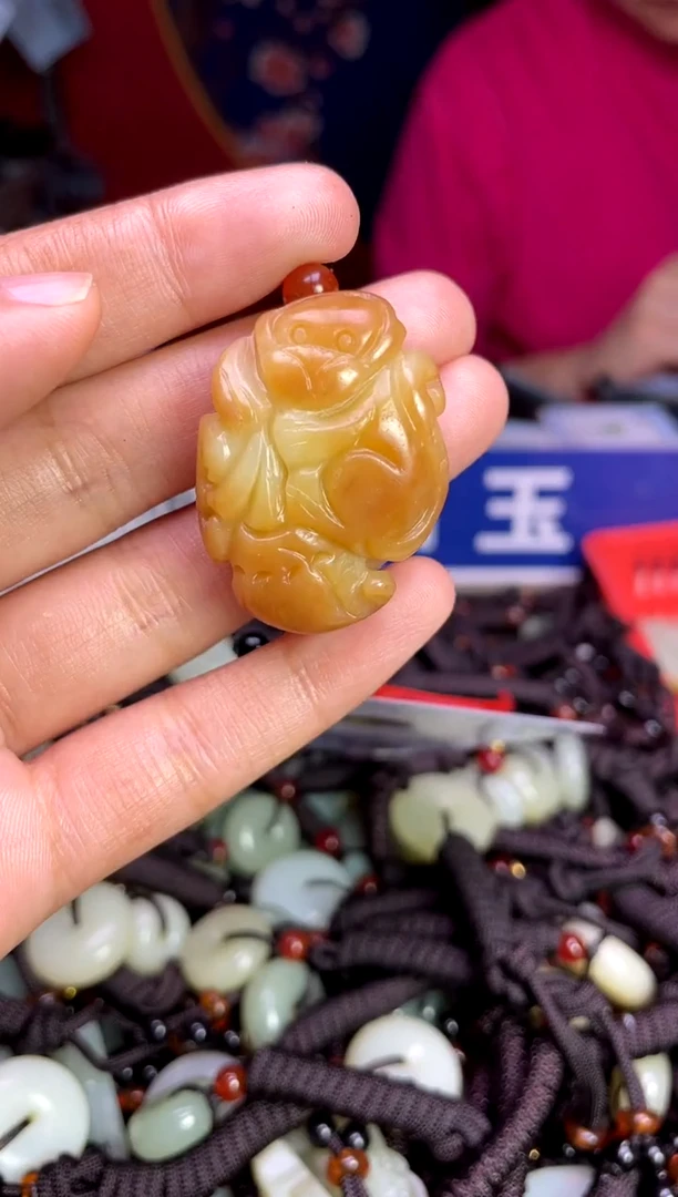 未镶嵌和田玉挂件1