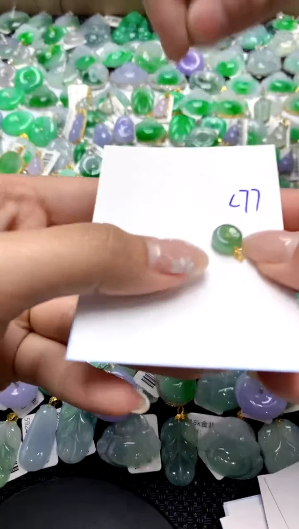 【闪购商品】翡翠颈饰18K金镶嵌111111111111