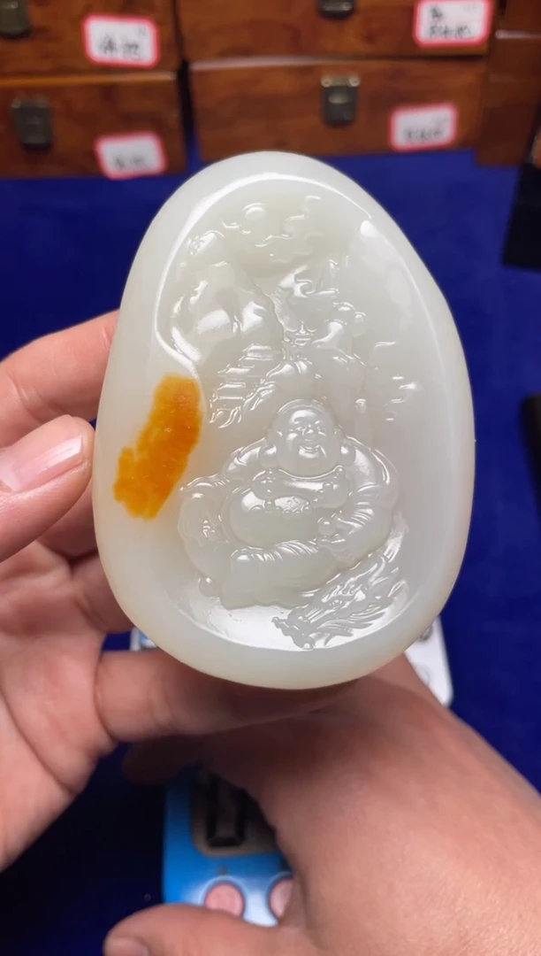 未镶嵌和田玉把件龚*东和田玉