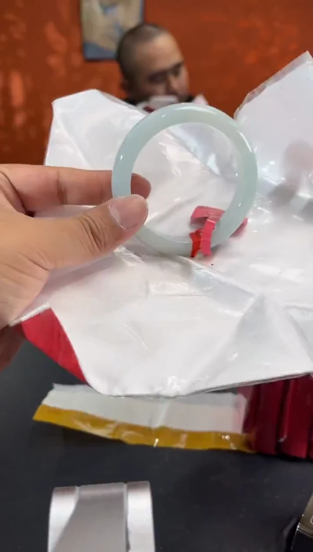 未镶嵌手镯翡翠3   54