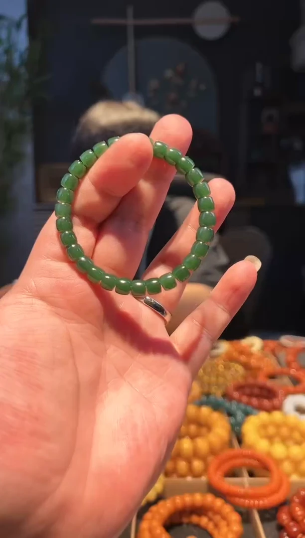 手串未镶嵌和田玉6+单圈