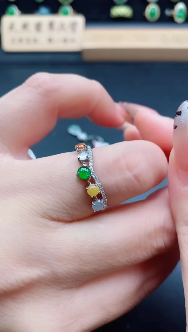 银S925镶嵌戒指翡翠1