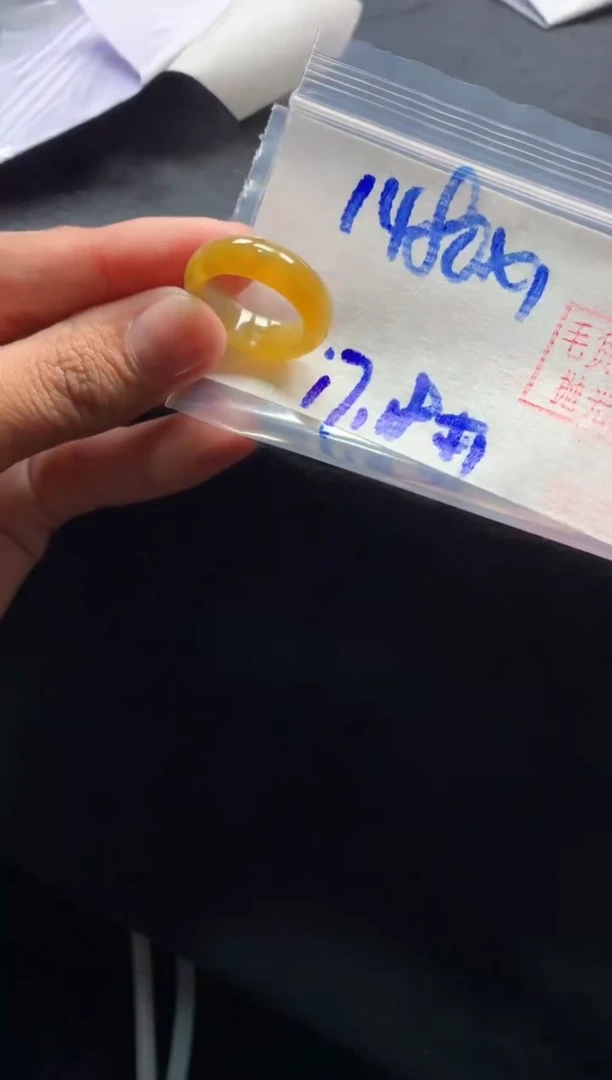 【闪购商品】定制翡翠未镶嵌戒圈#1480元-毛货需精细抛光