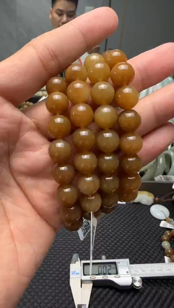 未镶嵌手串和田玉若羌糖手串卡10 多样性发其一