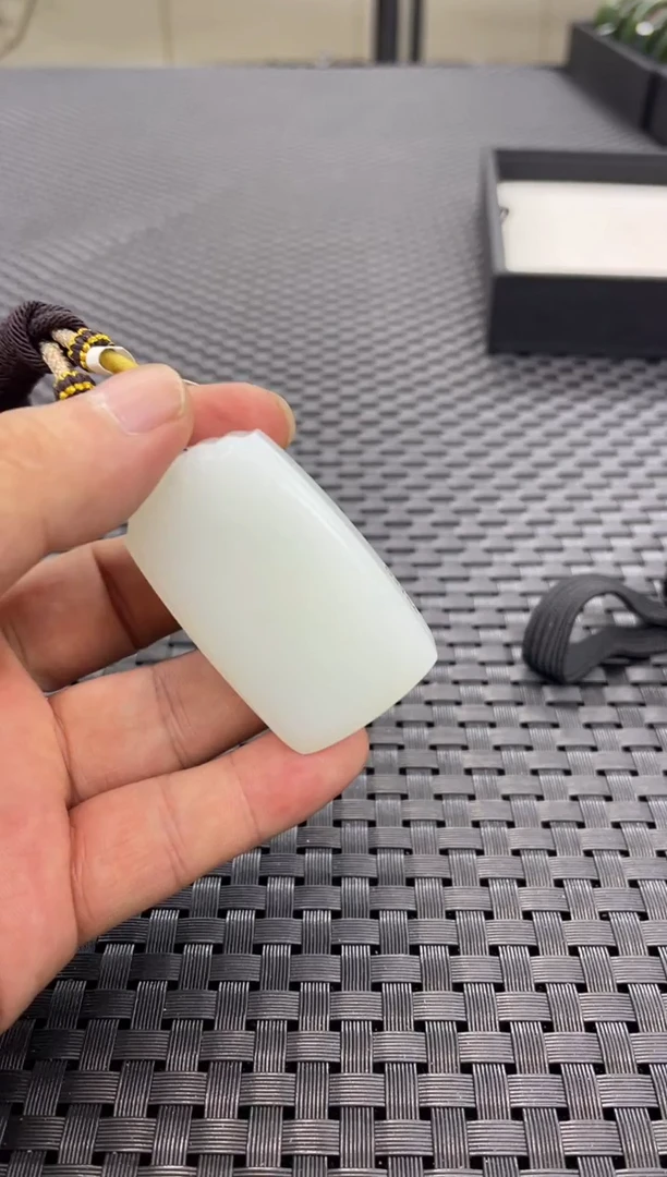 颈饰未镶嵌和田玉宇**航无事牌（多样性发一件）G2154