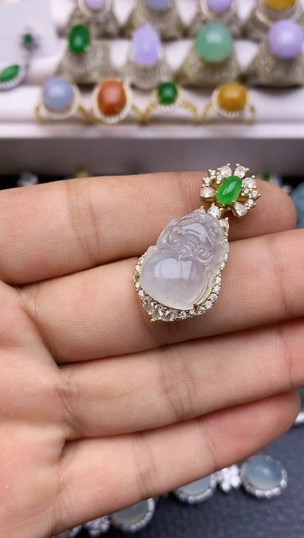 颈饰银S925镶嵌翡翠貔貅5558