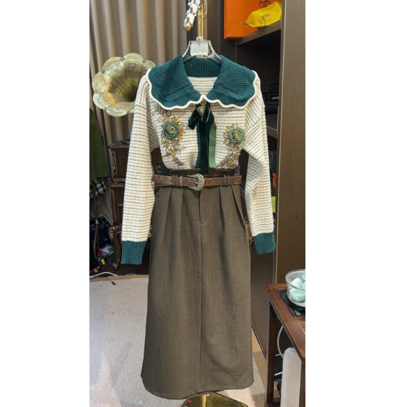 芙娜妮轻奢秋冬新款小众设计衬衫气质显瘦名媛女装F2510374