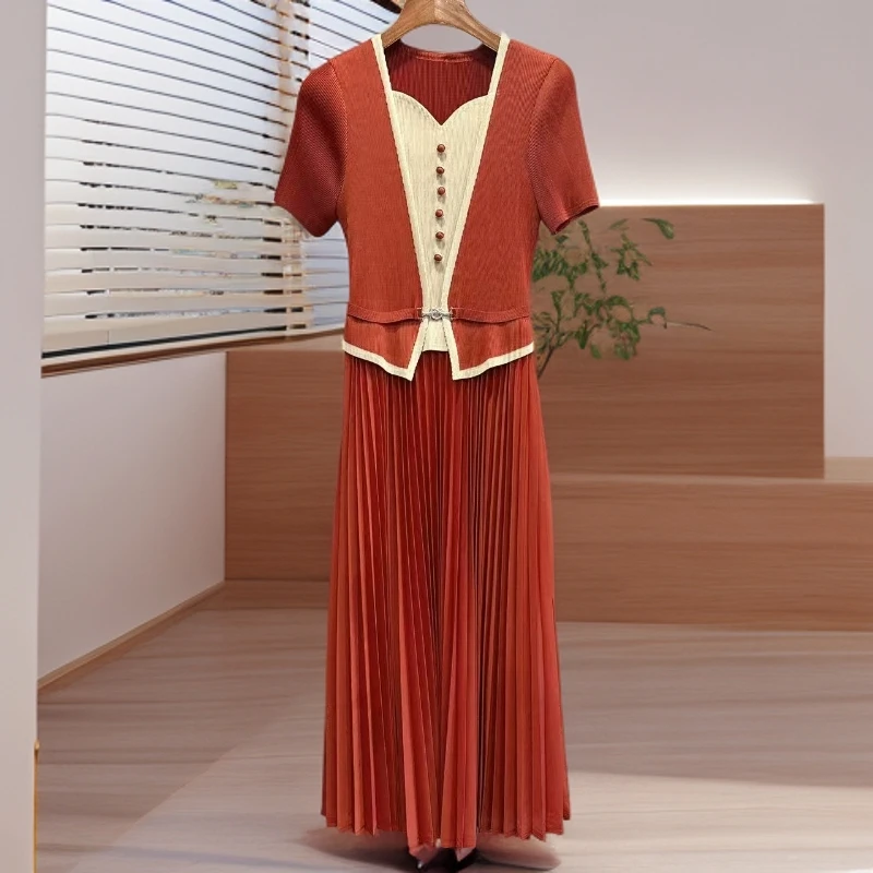 2025-019褶皱设计师新款洋气宽松连衣裙修身名媛时尚连衣裙