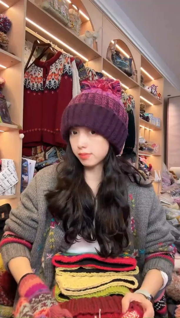 羊毛百羊毛紫气东来翻边帽