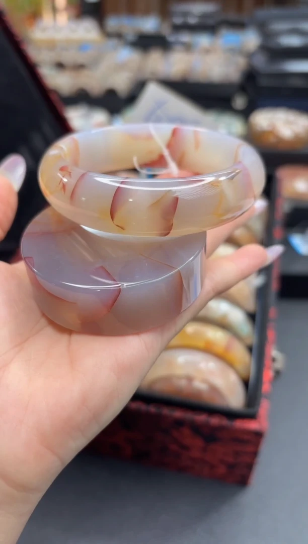 未镶嵌手镯石英质玉C558(62圈赠送镯心)