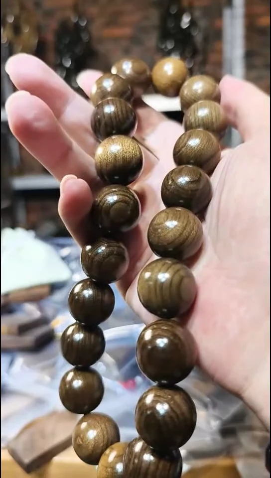 金丝楠2.0阴沉绿双圈手持