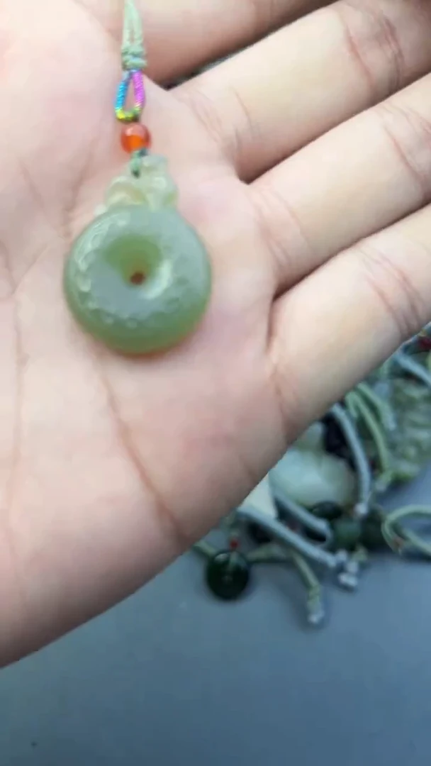 颈饰未镶嵌和田玉多样性发货拍一发一