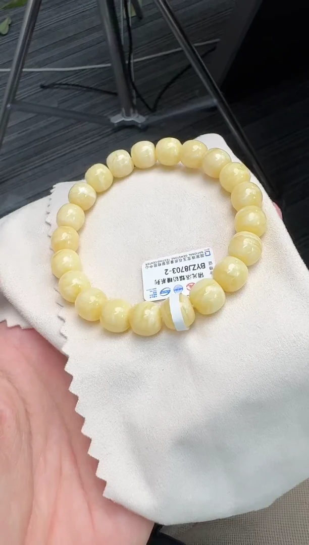 未镶嵌颈饰琥珀蜜蜡手串