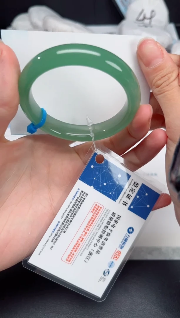 石英质玉手镯未镶嵌K217-51