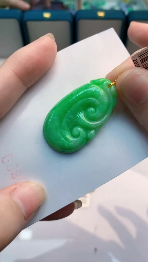 翡翠未镶嵌吊坠(不含链)1