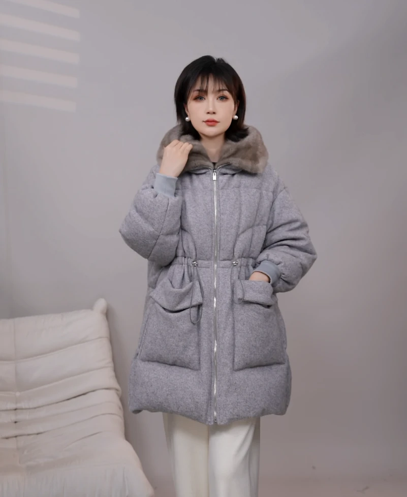 【ZUMALI】21431冬季轻奢定制百搭休闲连帽款羊绒保暖鹅绒服外套