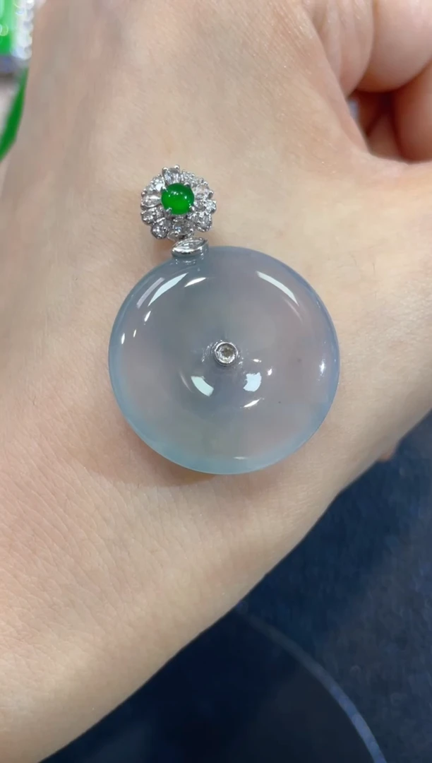 吊坠(不含链)18K金镶嵌翡翠团购1