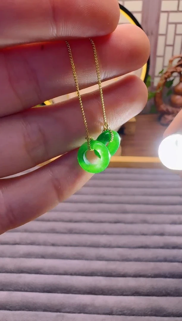 14K金镶嵌翡翠耳饰E151