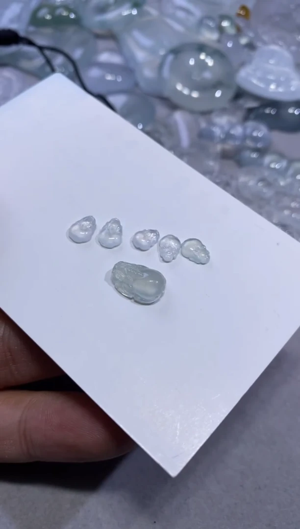 吊坠(不含链)未镶嵌翡翠貔貅199