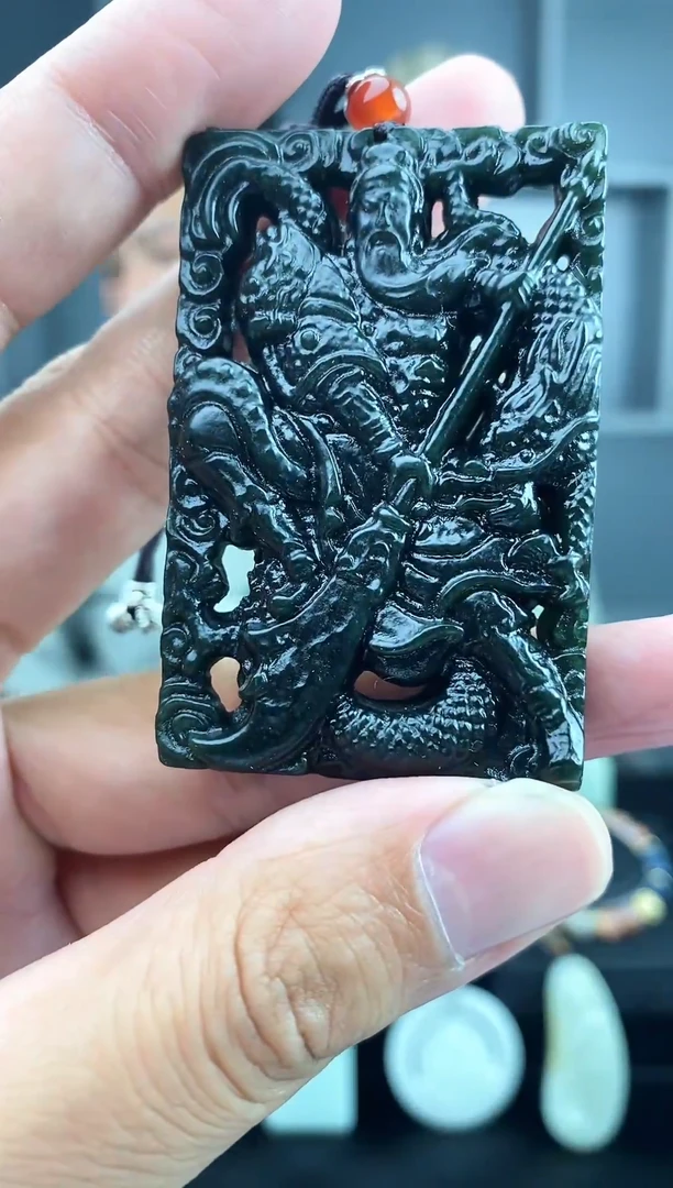 和田玉未镶嵌颈饰1