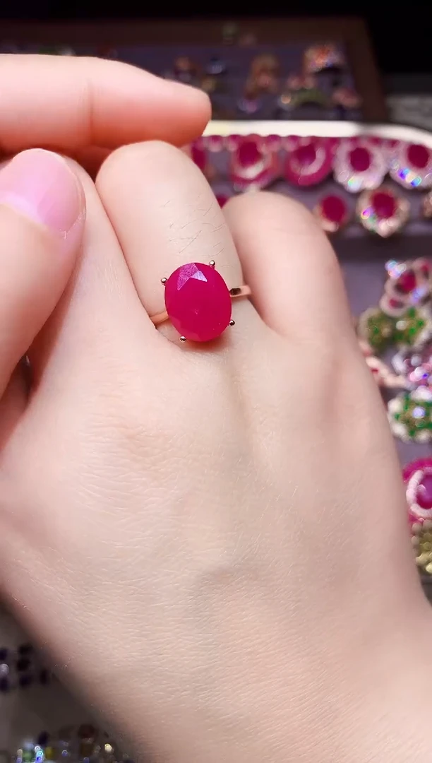 银S925镶嵌戒指红宝石....