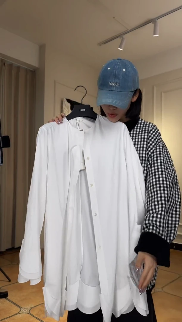 （设计师品牌）白色荷叶边长袖衬衫