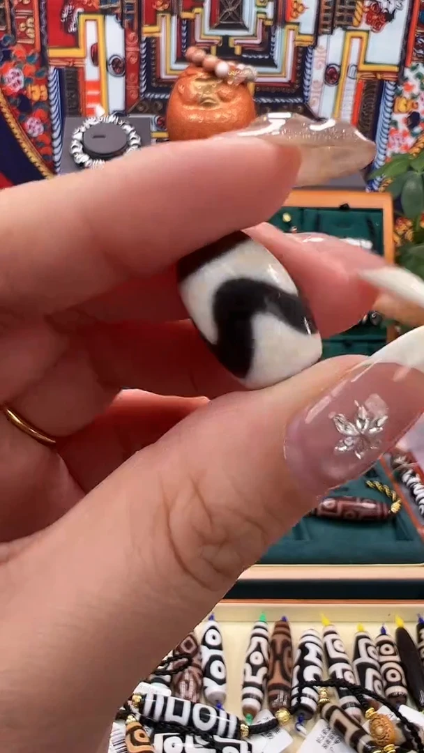 玛瑙/玉髓（覆膜）颈饰合金73.（微瑕）