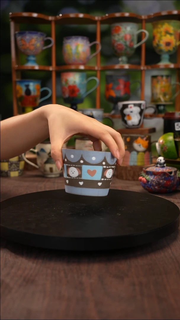 五彩手绘陶瓷紫砂杯