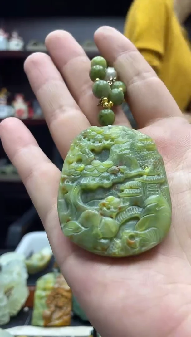 未镶嵌岫玉吊坠·