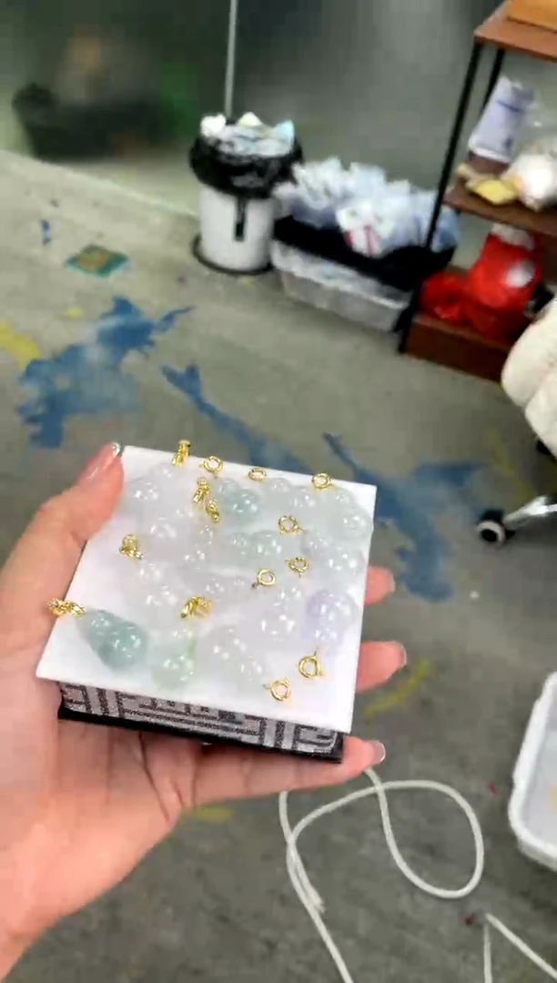 翡翠银S925镶嵌吊坠(赠链)葫芦多样性发货发一件