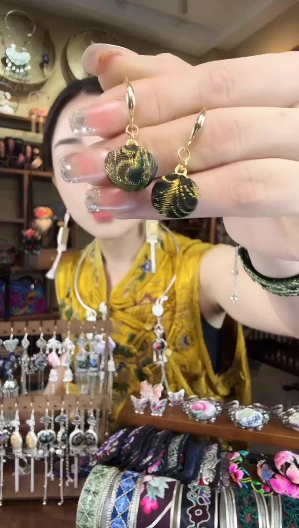刺绣非遗刺绣民族风饰品