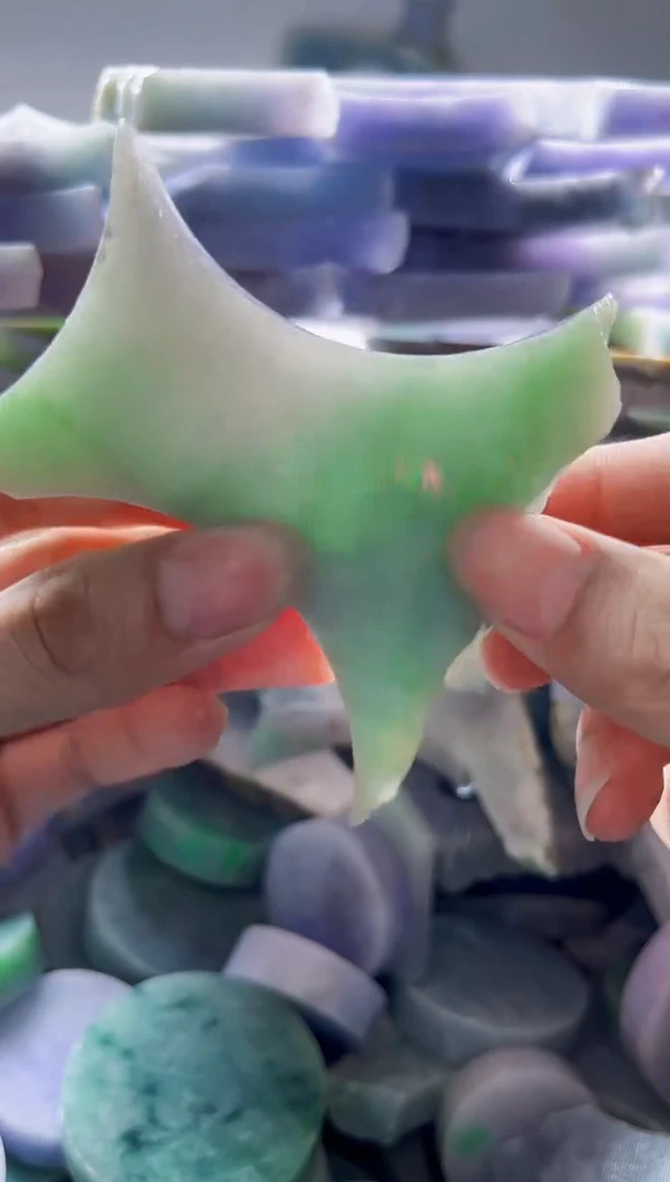 翡翠配石缅甸翡翠A货陈5037