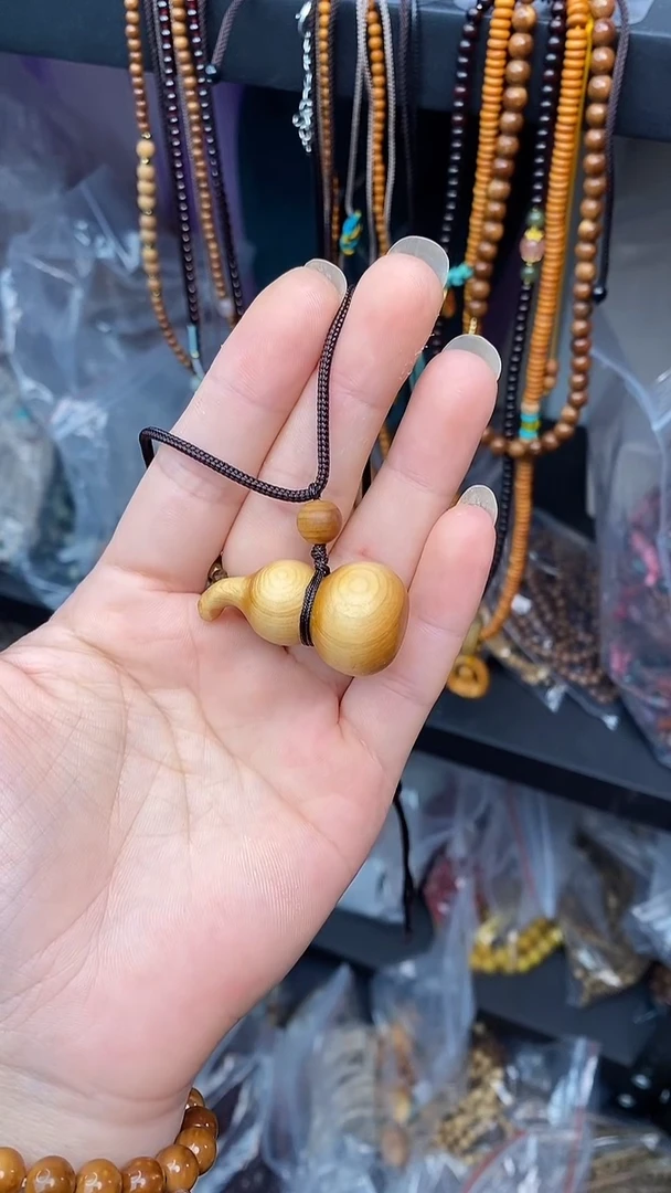 柏木（崖柏）吊坠崖柏葫芦吊坠