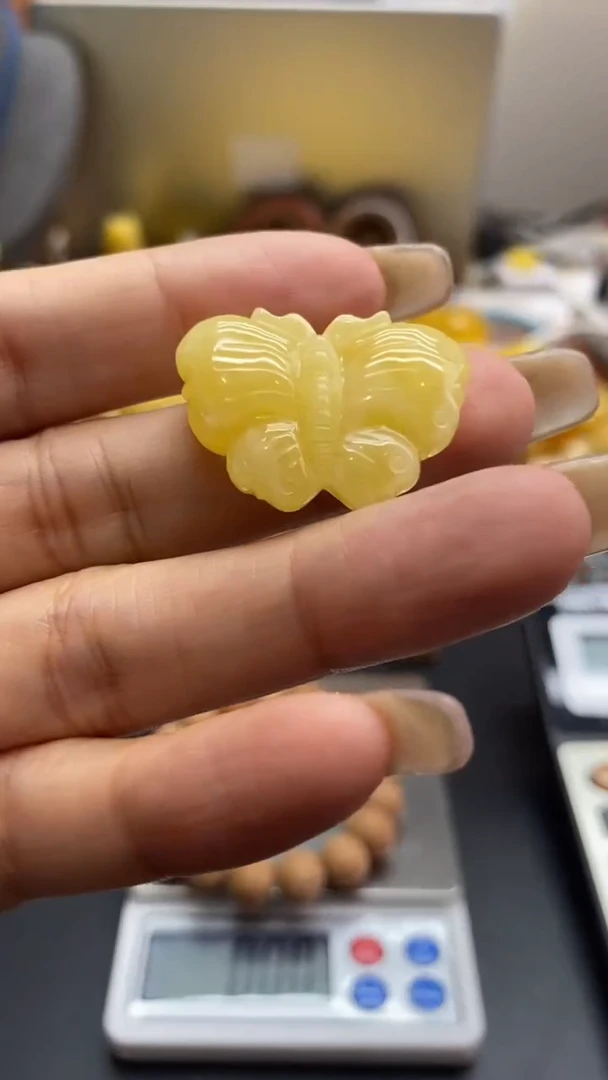 琥珀未镶嵌珠宝奇石2554