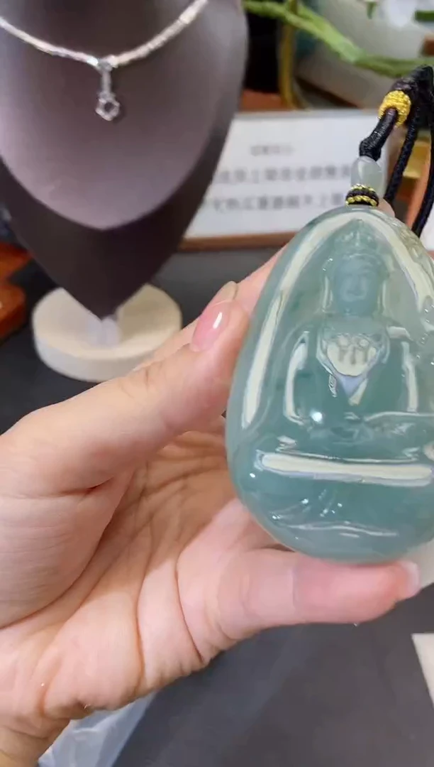 颈饰未镶嵌翡翠缅甸天然翡翠