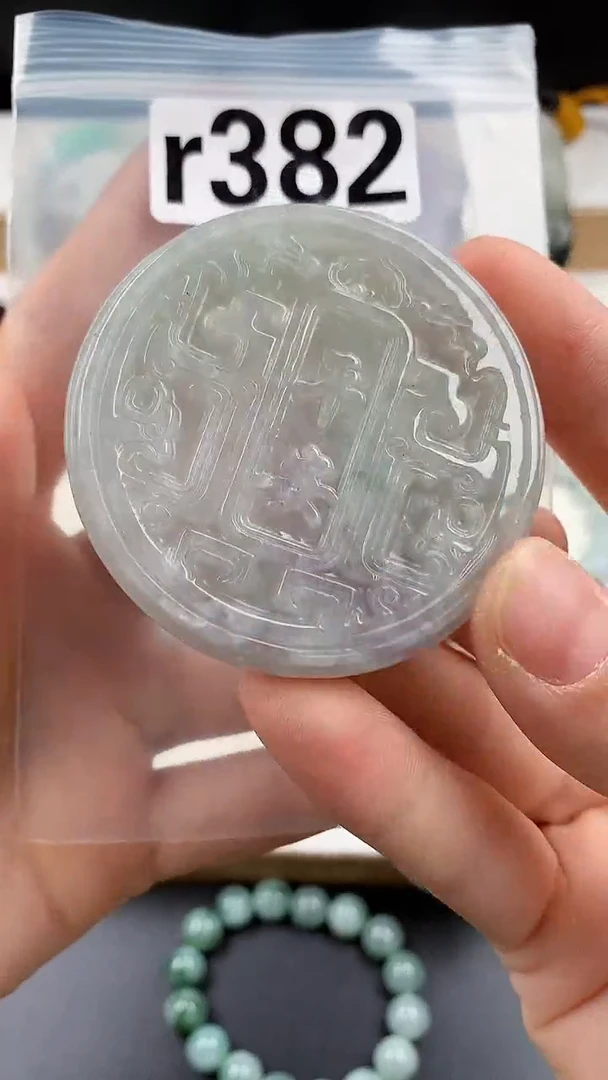 颈饰未镶嵌翡翠天然翡翠吊坠挂件