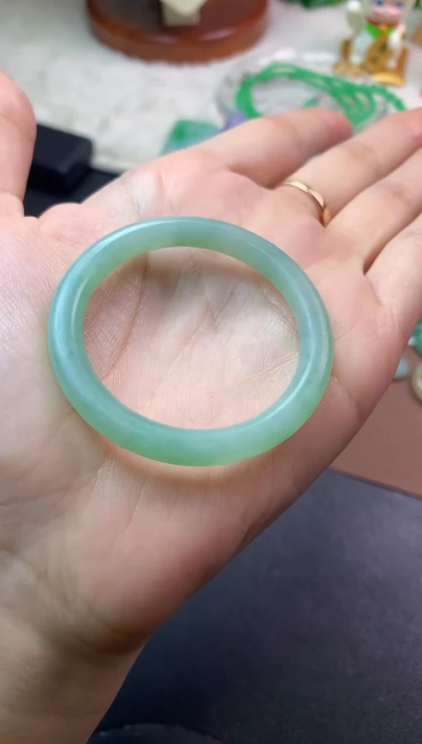 未镶嵌定制翡翠毛货